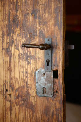 Thumbnail Image 1